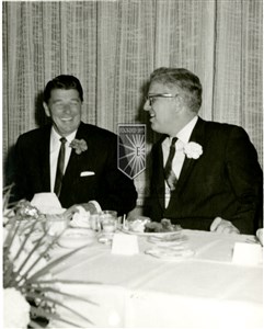 Image description is not available for 1955.100